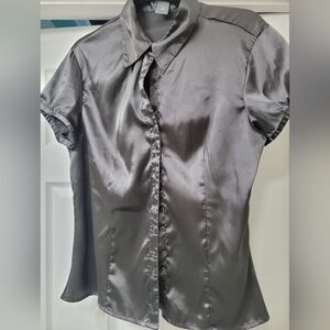 Ann Taylor short sleeve button down blouse sz 8